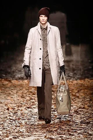 Look 18